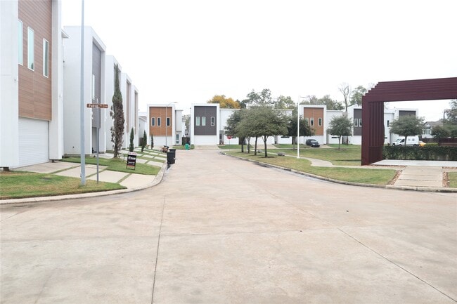 5403 Tocayo Pl