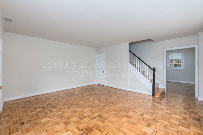 Photo - 1020 S Barton St