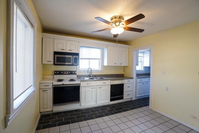 Photo - 98 Beechcroft St