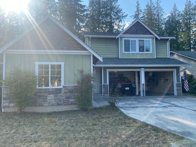Building Photo - Mount Vernon 3 Bedroom, 2.5 bath Rental