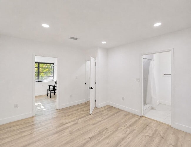 Photo - 12845 NW 2nd Ave