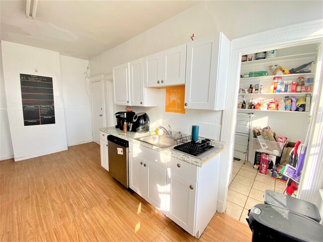 Photo - 447 Park Dr Apartments Unit 3C