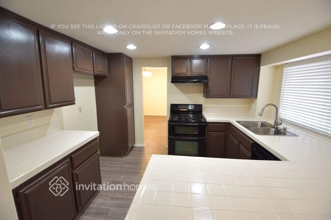 Photo - 45613 Clubhouse Dr