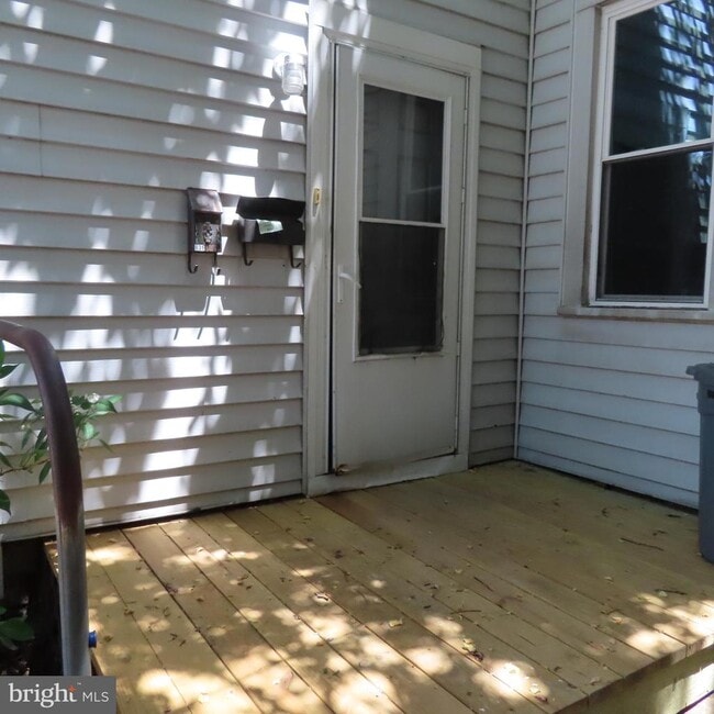 Photo - 636 Broad St Unit A