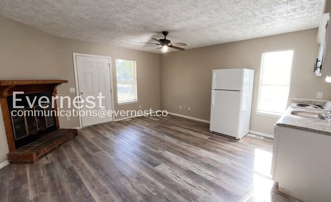 Photo - 3392 Shadowlawn Dr Unidad a