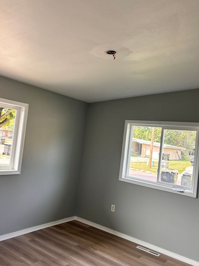 Photo - 3 bed 1 bath