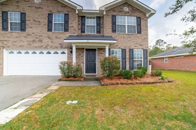 Photo - 211 Augusta Way