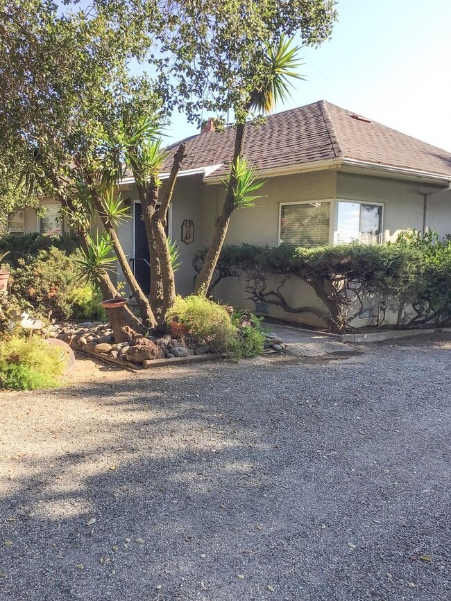 Photo - 3 Bedroom Home in Gilroy