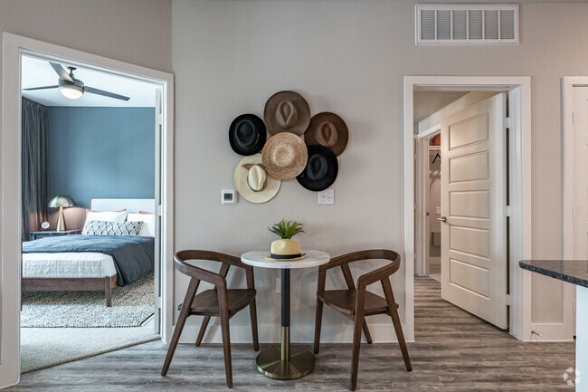 1BR, 1BA - 652SF A1