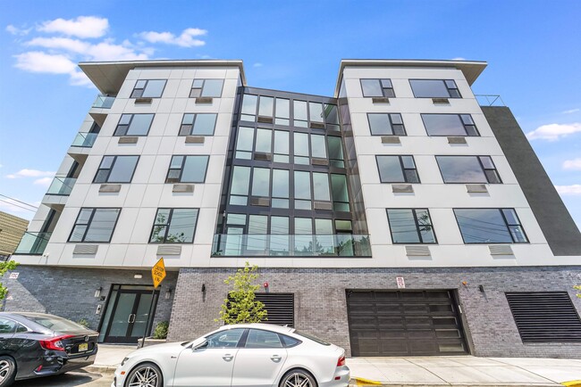Photo - 400 69th St Condo Unit 402