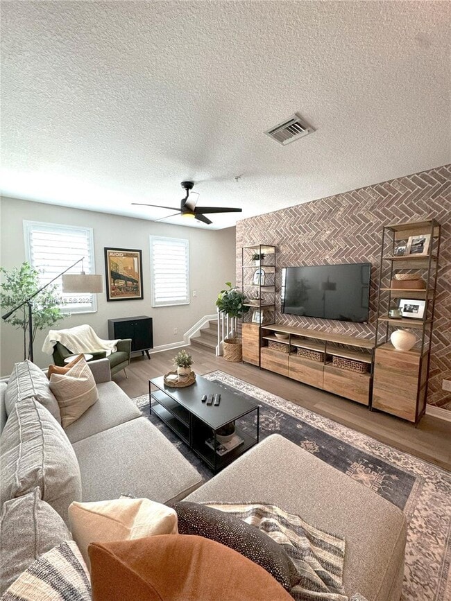 Building Photo - 1020 SW 147th Ave Unit 10608 Rental