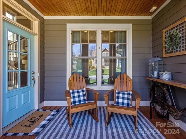 Photo - 61 Barnrock Dr