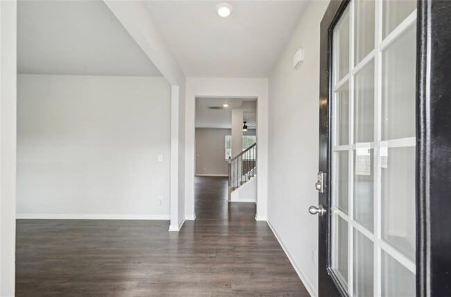 Photo - 6637 Bluffview Dr