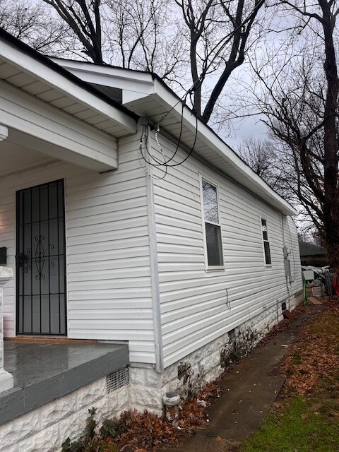 Photo - 2329 W Lee St