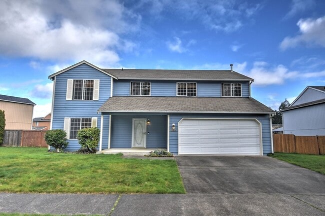 Building Photo - Fantastic 4 bedroom home in excellent loca...