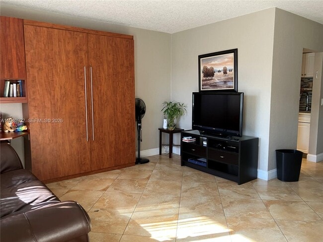 Photo - 455 Golden Isles Dr Unit 207