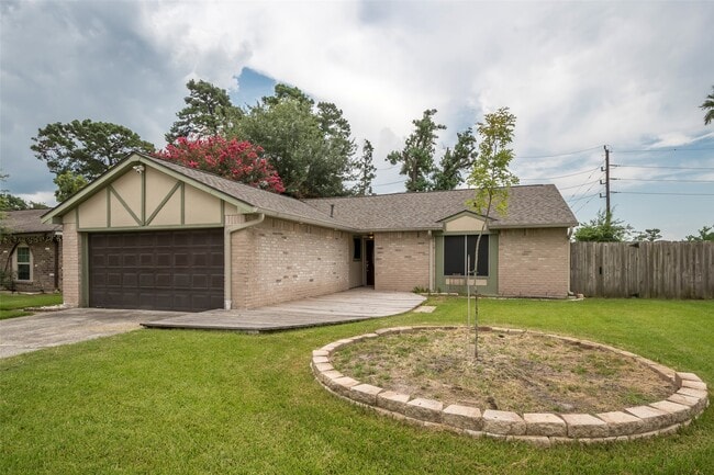 Building Photo - 23923 Red Sky Dr Rental