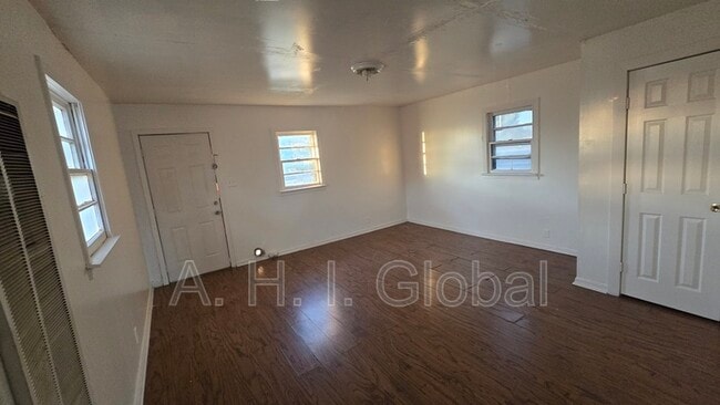 Photo - 1113 NW 21st Ave