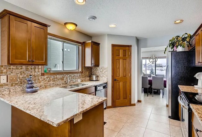 Photo - 19 Meadowlark Dr