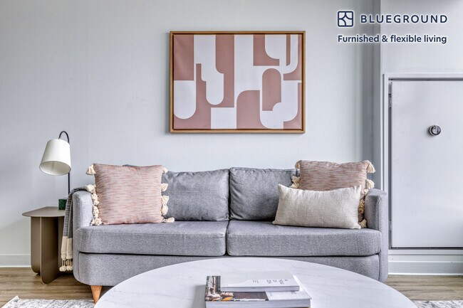 808 W Van Buren St Unit SI FL10-ID534