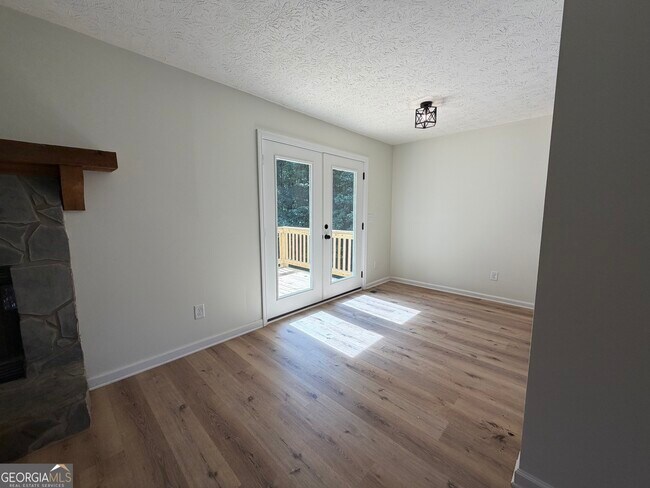Photo - 1730 Bullock Dr