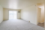 1 BR, 1 BA - 650 SF