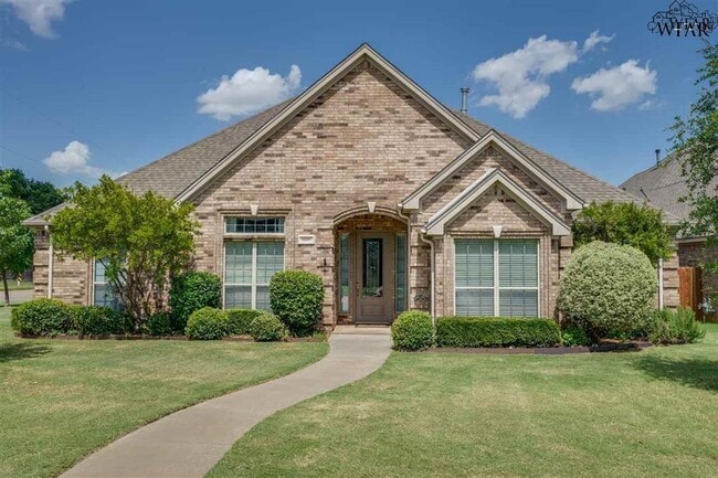 Building Photo - 8 Maplewood Ct