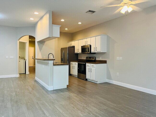 Photo - 117 Anchorage Ave