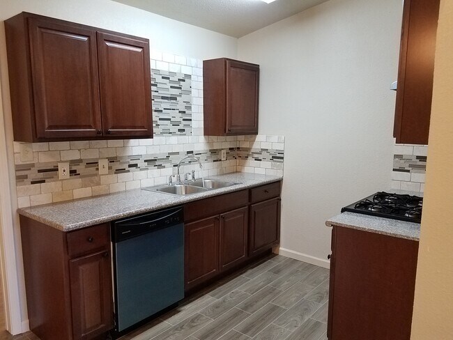 Photo - 5227 Vlg Gln Dr