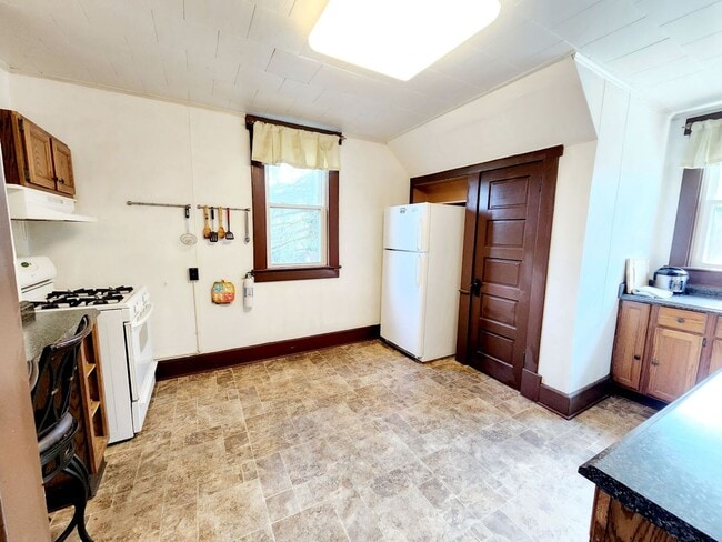 Photo - 21 Marion St Unit 21-301