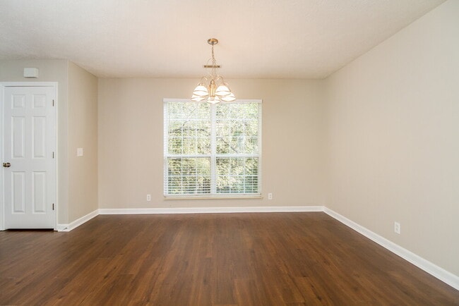 Photo - 3544 Glenfalls Dr