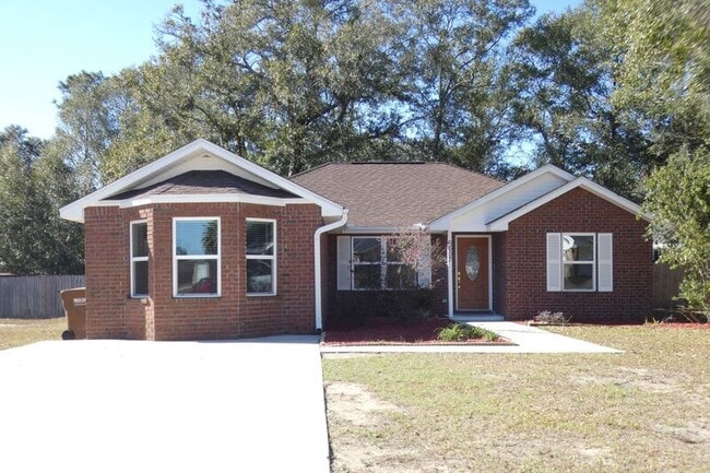 Building Photo - 6607 Woodbury Forest Dr