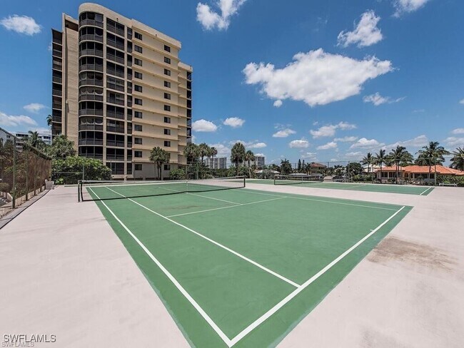 Photo - 11030 Gulf Shore Dr Unidad 504 Rental