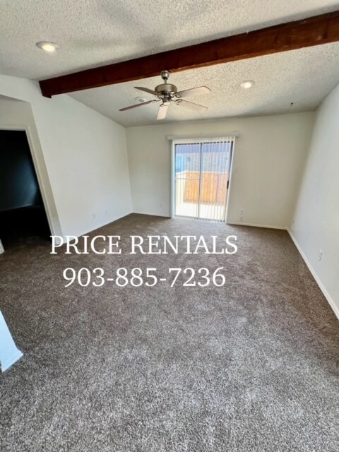 Photo - 475 Industrial Dr W