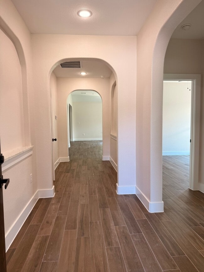 Photo - 14880 Coaltown Rd