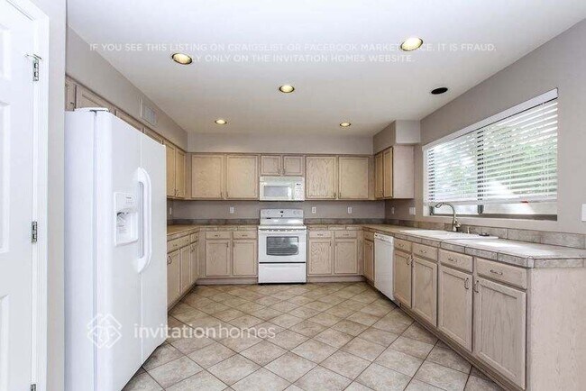 Photo - 16180 N 159th Ave