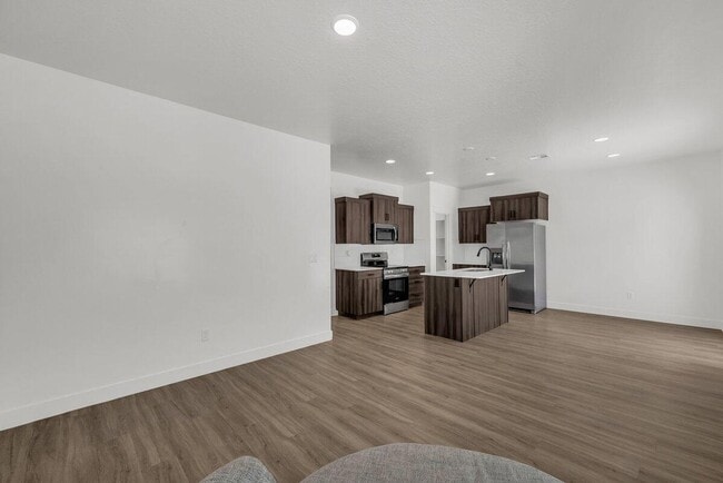 Photo - Stunning End-Unit in South Desert Townhomes