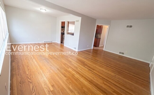 Photo - 3 Bed / 1 Bath / Vouchers Accepted / Available Now!