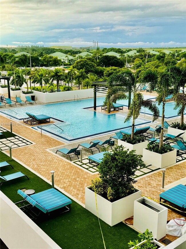 Photo - 5350 NW 84th Ave Unit 610