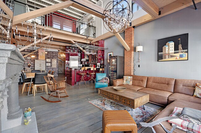 Photo - 1066 Hamilton St Unit ID1060557P