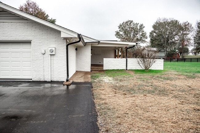 Photo - 4014 Old Hillsboro Rd