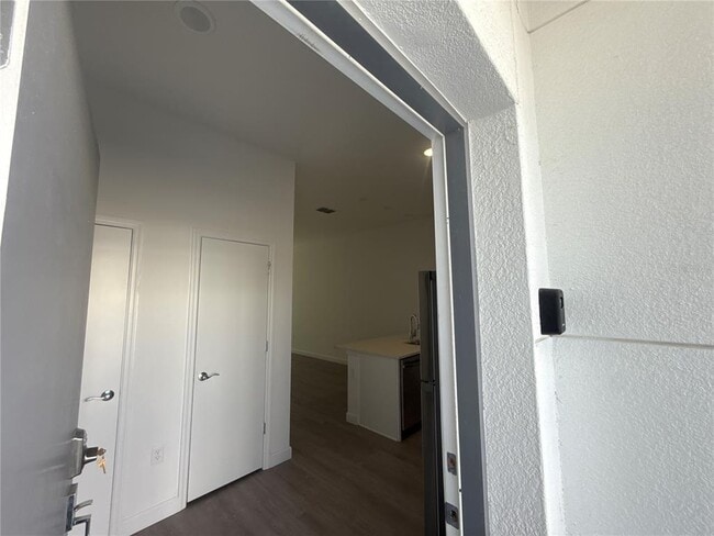 Photo - 399 Famagusta Dr