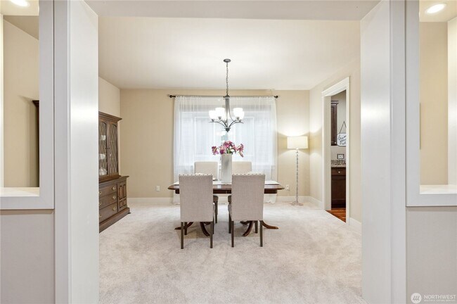 Photo - 5bd/4.25ba Redmond Home