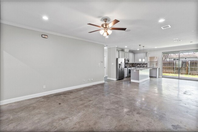 Photo - 2704 Gordon Ave