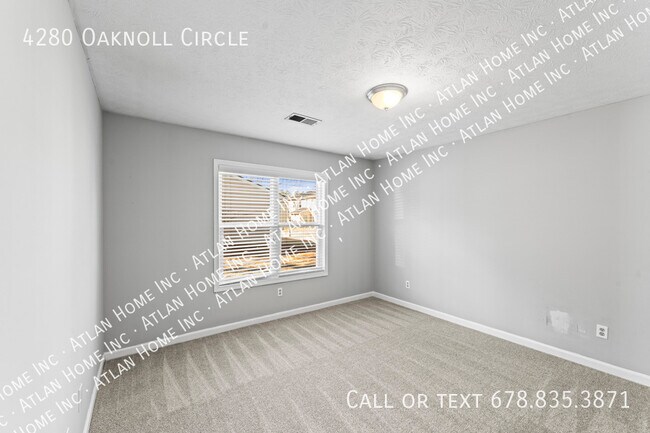 Photo - 4280 Oaknoll Cir
