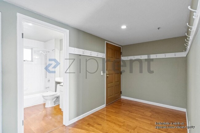 Photo - 1301 Quarry Ct