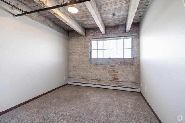 3BR, 2BA - 1,334SF - Second Bedroom
