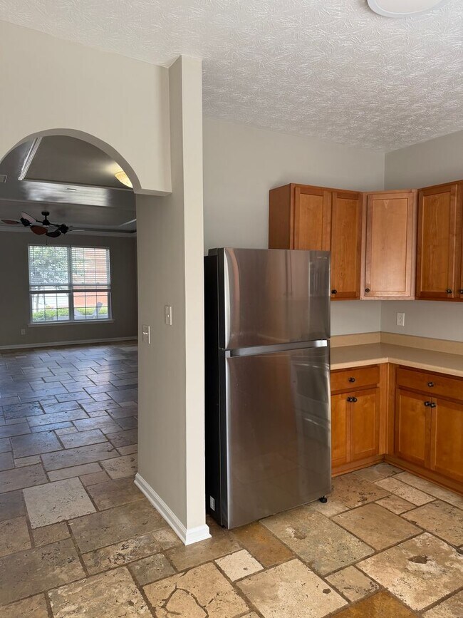 6262 Shoreview Cir