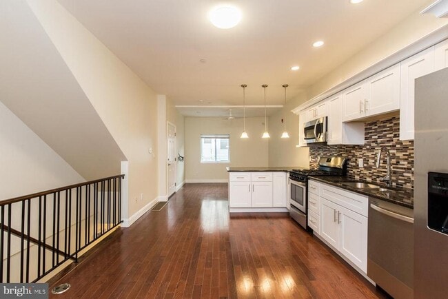 Photo - 1802 E Huntingdon St Unit 1