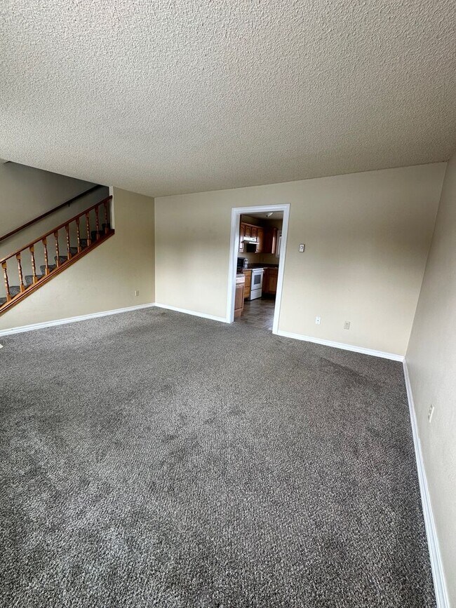 Photo - 4 Bedroom Condo near campus Unit MAC1601